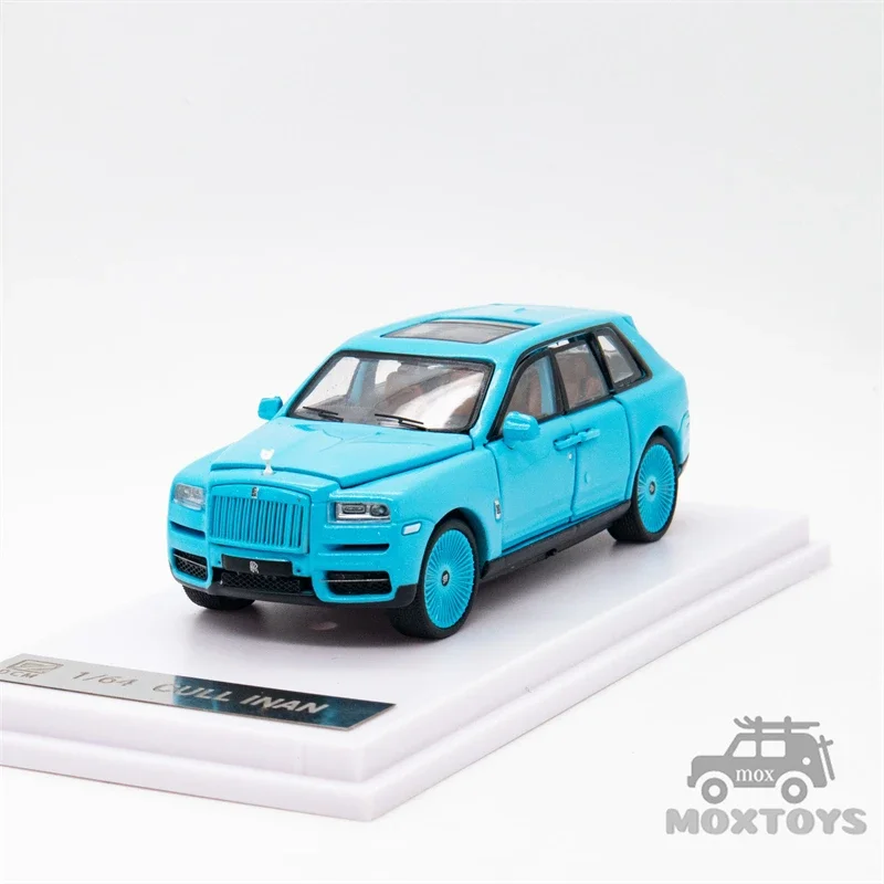 DCM 1:64 Rolls-Royce Cullinan открытая литая модель автомобиля