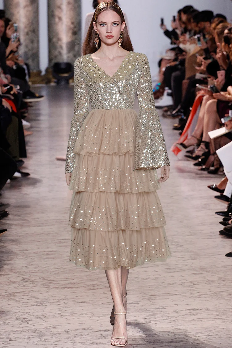 

Newest Fashion Designer Spring Women Luxury Sequins V-neck Flare Sleeve Gorgeous Mesh Party Cake Dress