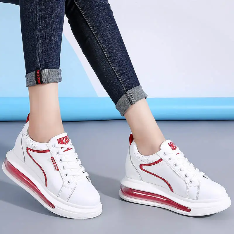 

Кроссовки женские спортивные на платформе, размер 13