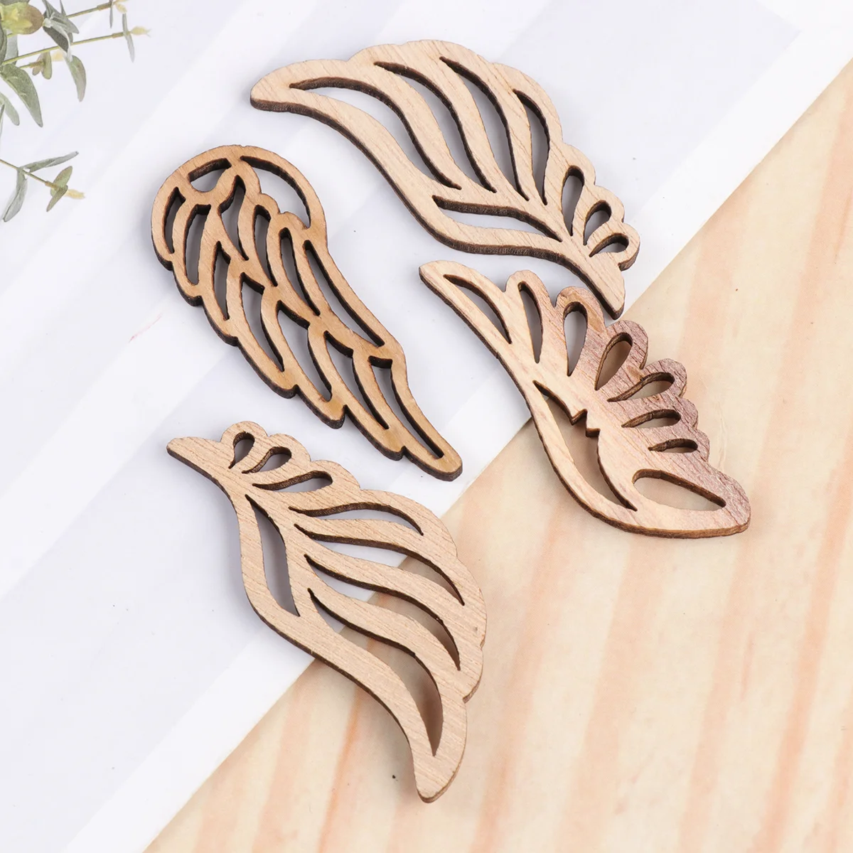 

Wooden Wing Diyangel Wood Toy Chip Applique Angle Mini Ornaments Painting Decorations Craft Graffiti Coloring Patch Drawing
