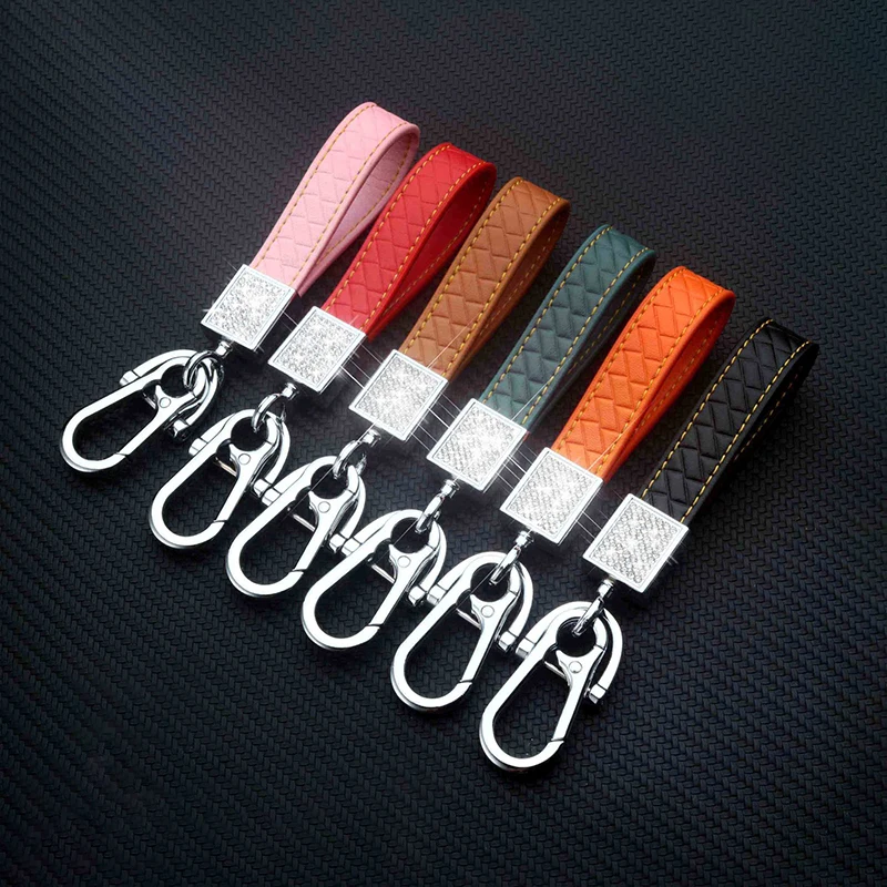 

Trend Leather Car Keychain Waist Lanyard Pendant Unisex Detachable Metal Horseshoe Buckle Keyring Luxury Jewelry