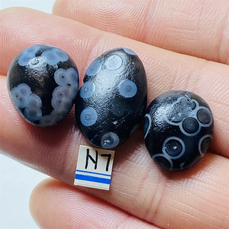 Природный минеральный образец энергетический кристалл лечебный черный агат Alxa