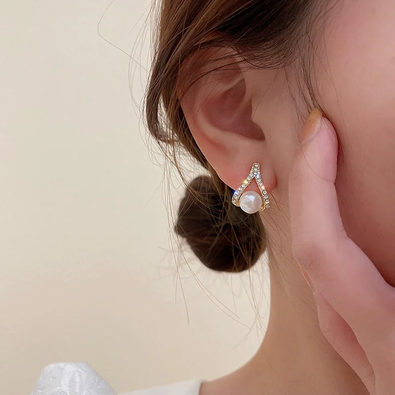 

Silver Needle Diamond Pearl Double Circle Love Earring French Retro Trend Stud Earbob Spring and Summer Exquisite Eardrop Female