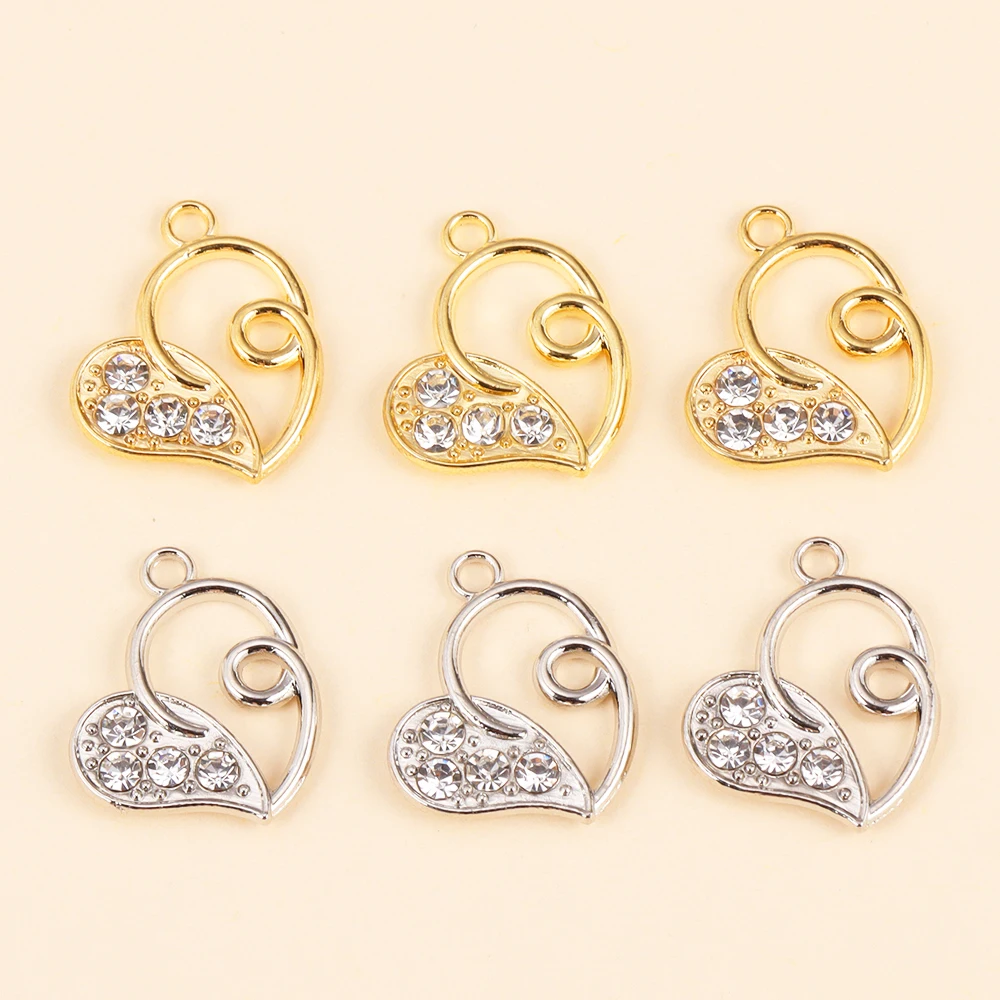 Рисунок 6 - подвески в виде сердца и звезд