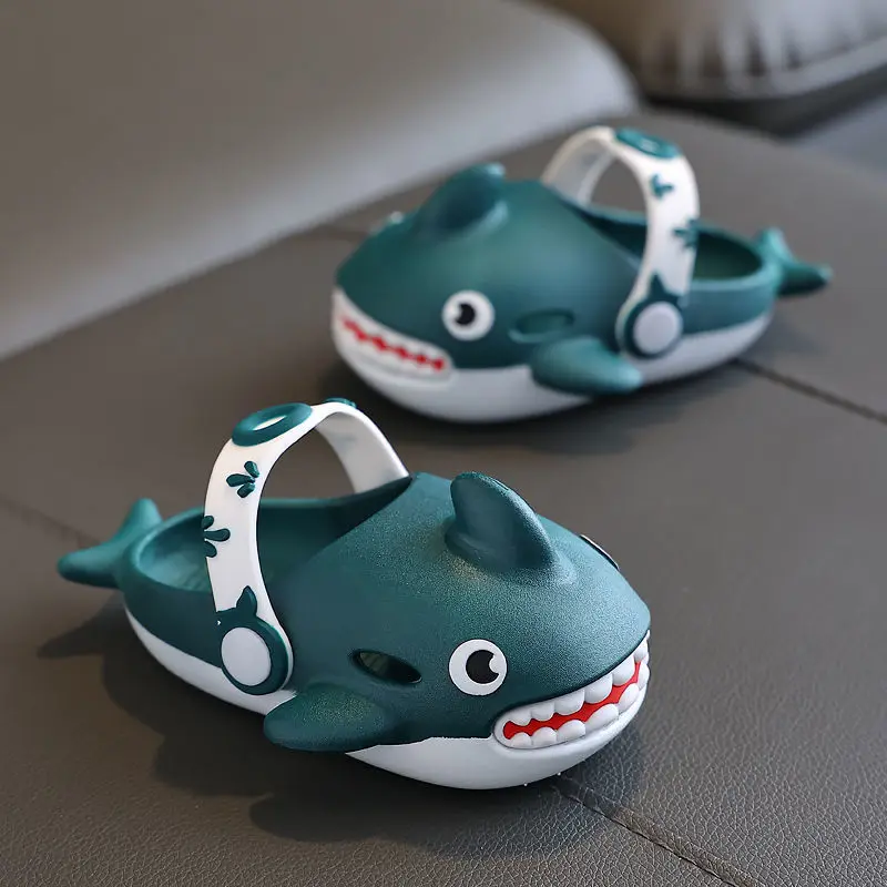 Cute Baby Shark Sandals for children Kawaii Beach Slippers Shark Shoes Non-slip Boys Girls Fish Garden Clogs Kids Water Shoes