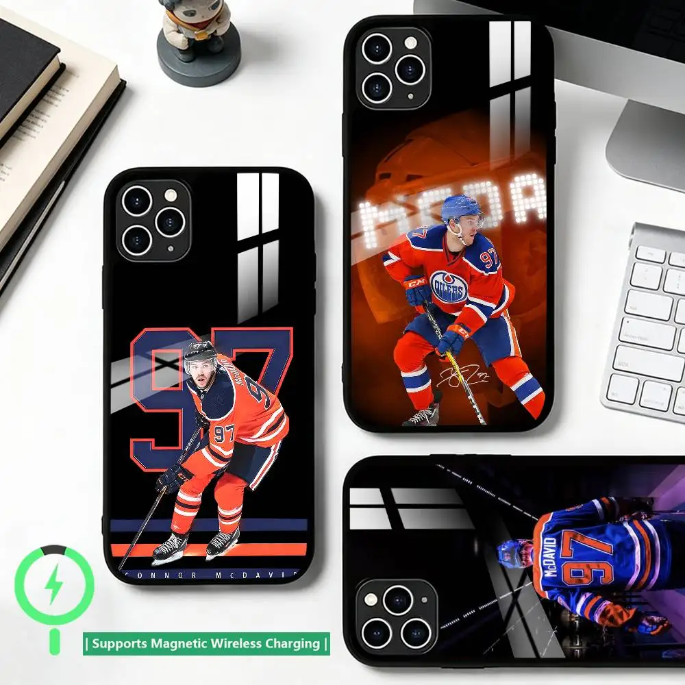 Фото Чехол для телефона Hockey C-Connor McDavid для iPhone 17, 16, 15, 14, 13, 12, 11 Plus, Pro с поддержкой магнитной беспроводной зарядки №1