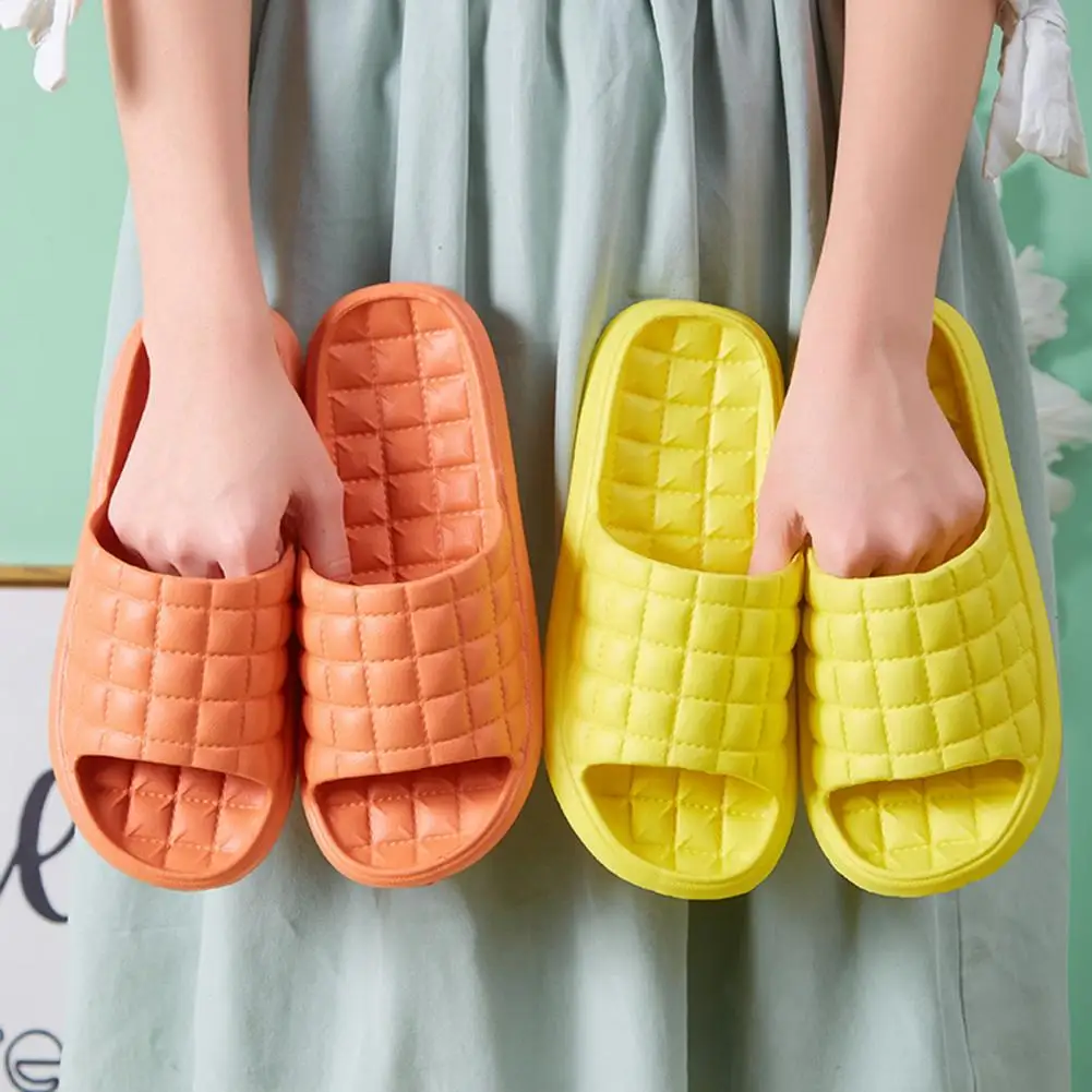 

1 Pair Stylish House Slippers Soft Sole Walking Quick Drying Men Women Summer Home Slides