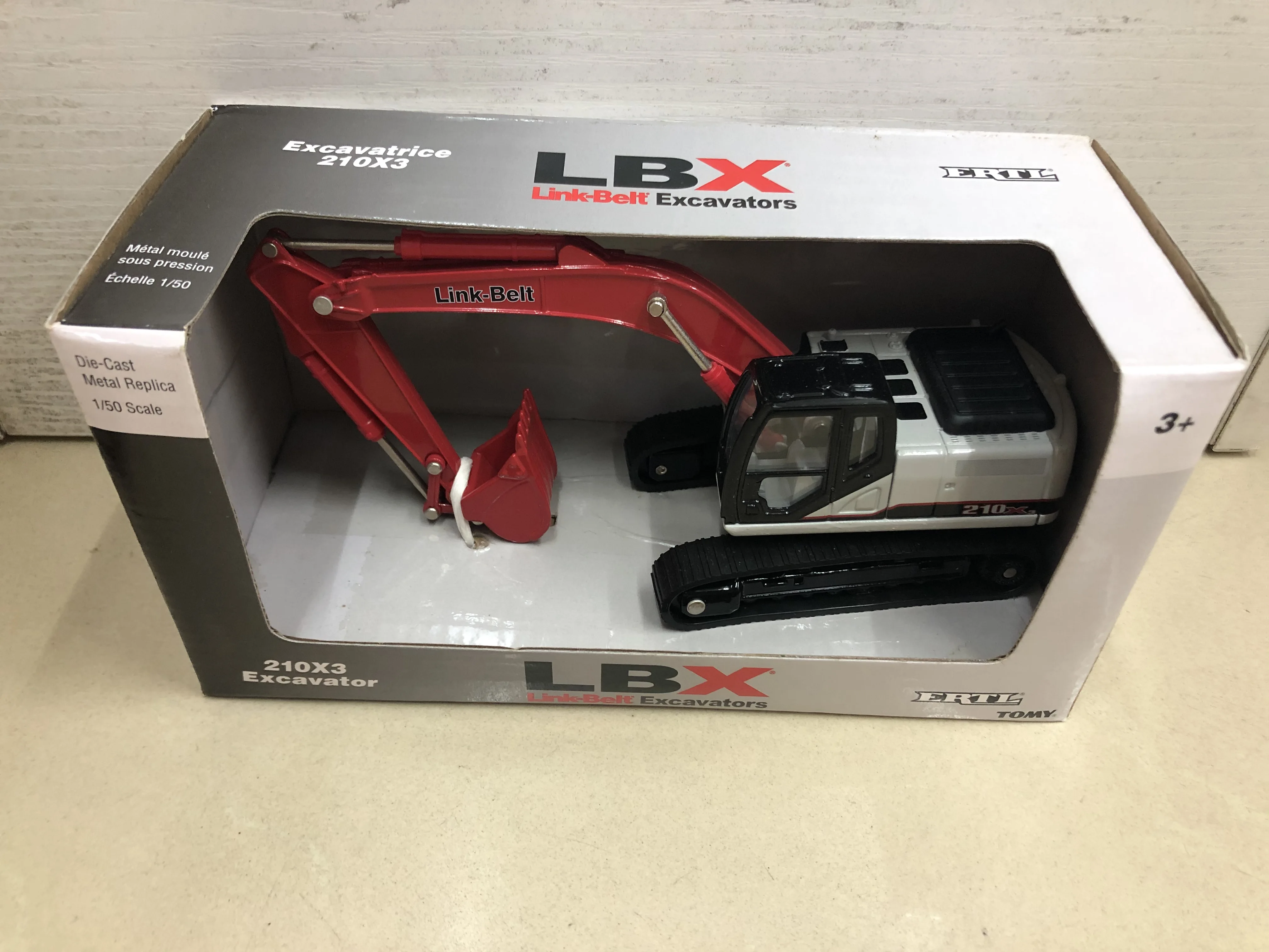 

Ertl 1:50 Link-Belt 210x3 Lexno Excavators Model Alloy Engineering Vehicle Model 16230 Gifts Souvenir Toys