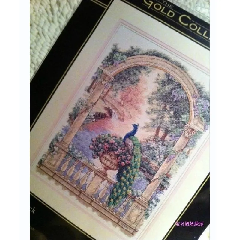 

MM cross stitch kits Counted Cross Stitch Kit Majestic Peacock Animal and Flower dim 35110