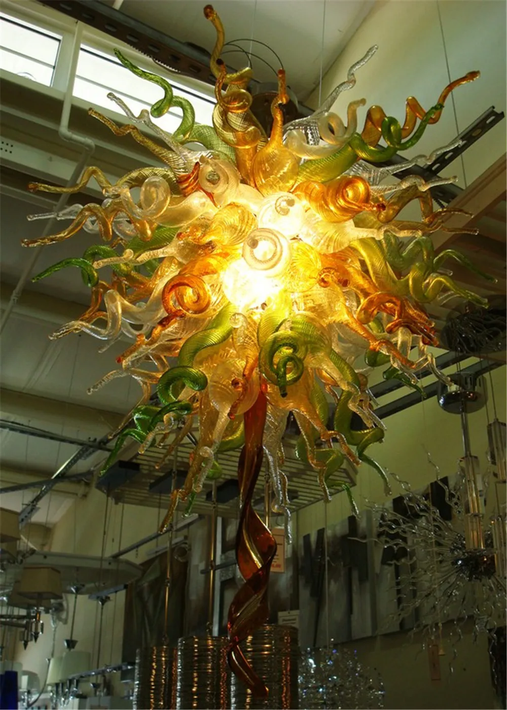 

Vintage Luxury Interior Chandelier Modern Art Aesthetic Multi Color Ceiling Light Large Hand Blown Hanging Sprial Lamp
