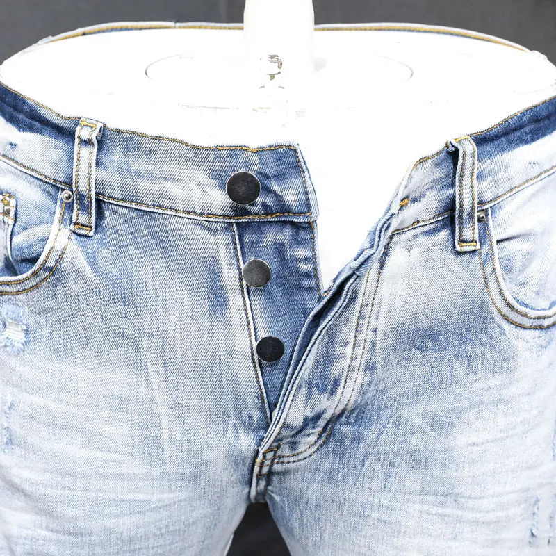 Рисунок 5 - Джинсы мужские Стрейчевые в стиле ретро