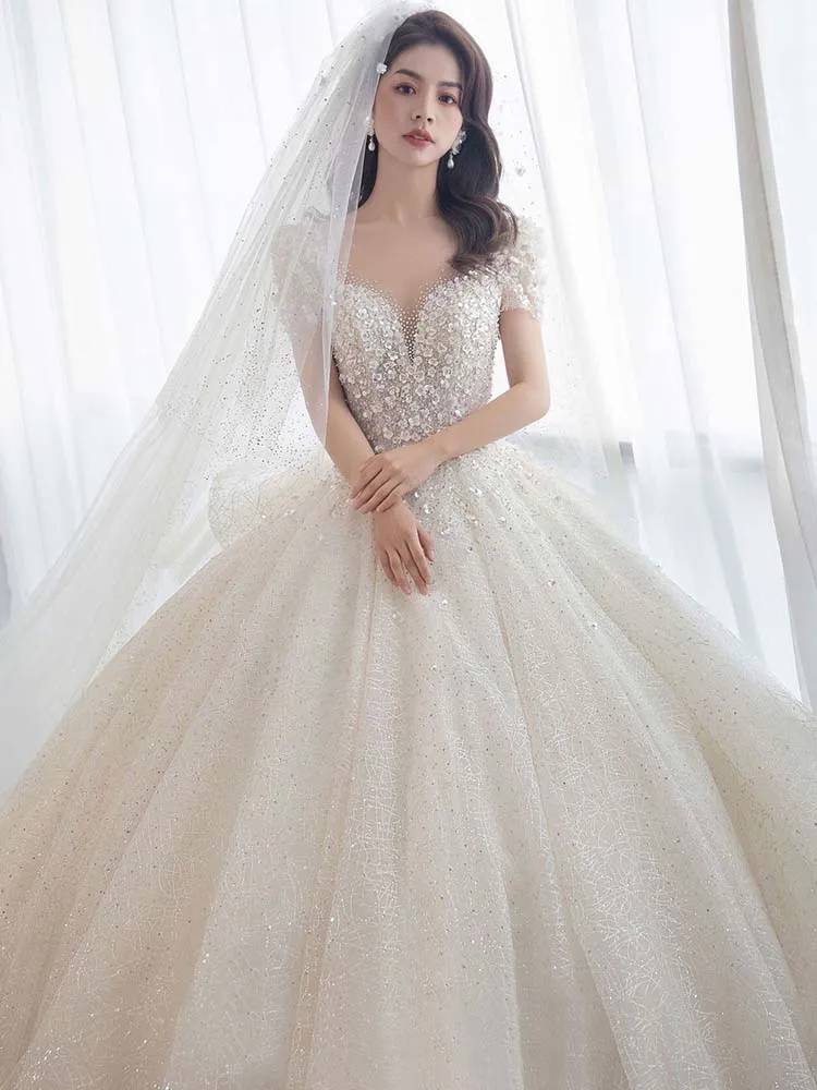 

Wedding Dresses Shining Sequins And Beads V-neck Wedding Gowns Luxury Runaway Princess Ball Gown Custom Made Robe De Mariee