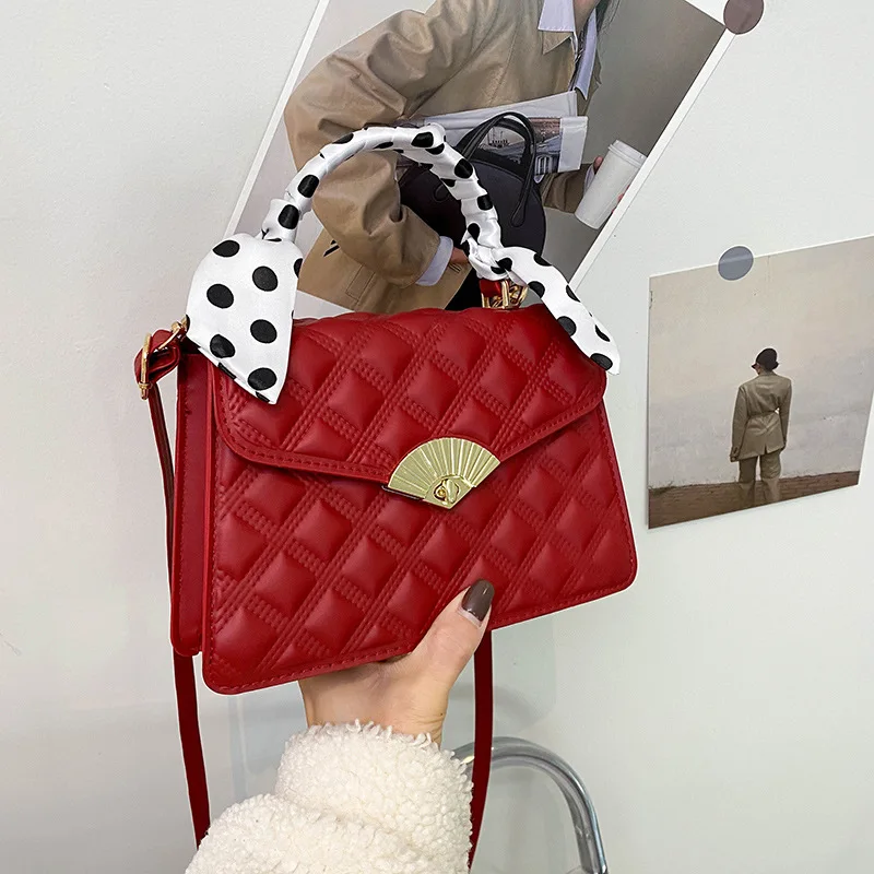 

Solid color single shoulder messenger bag new fashion hand-held small square bag