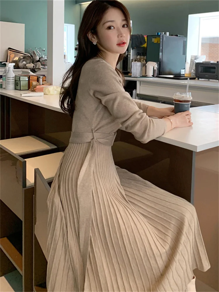 2022 New Women's Spring Autumn Temperamet Solid Color V Neck Button Belt All Match Pleated Long Dress For Fashion Y2k Clothes |