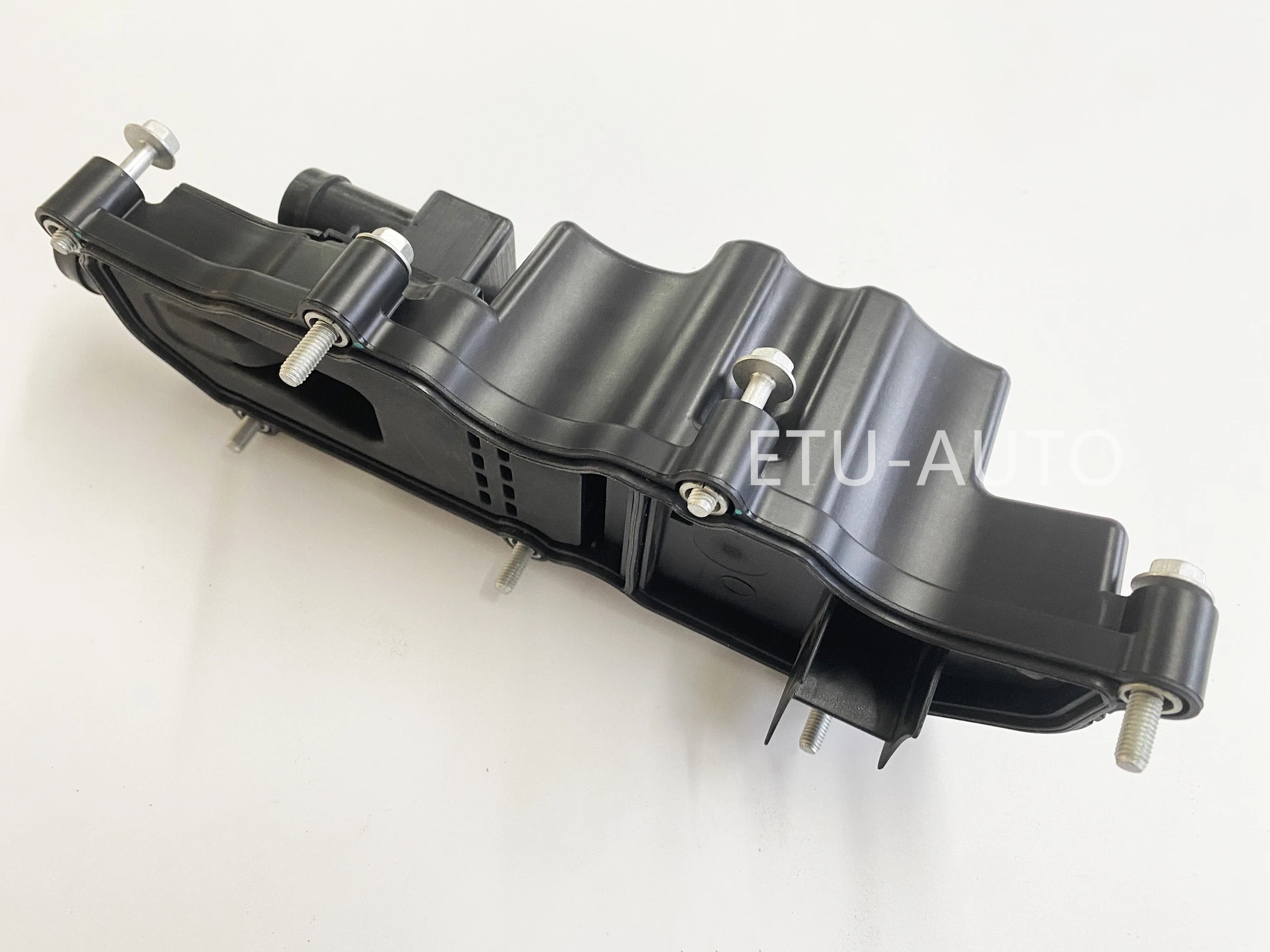 Фото Для Land Range Rover Defender Jaguar AJ200 бензиновый 2,0 T крышка клапана вентиляционного отверстия картера двигателя LR110348 JDE40126 №2