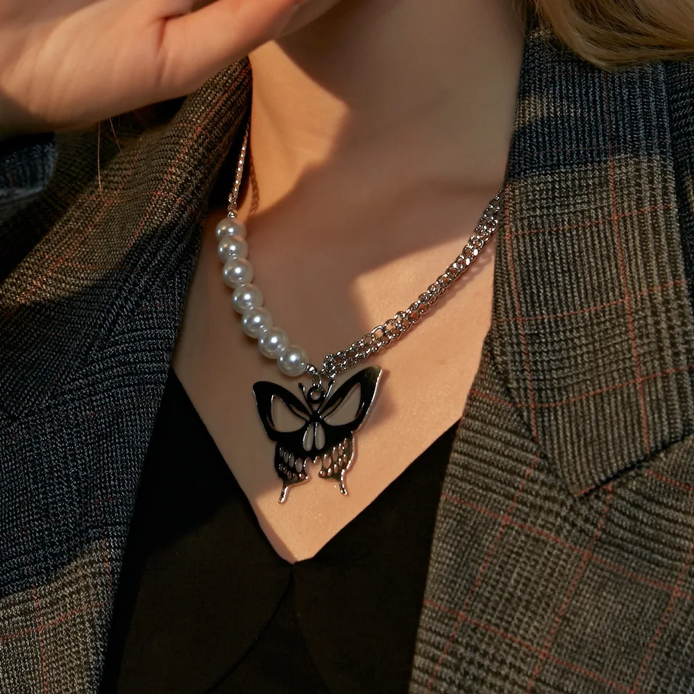 

Fashion Personality Pearl Butterfly Pendant Necklace For Women Jewelry Creative Short Necklaces & Pendant Charms Jewellery O167