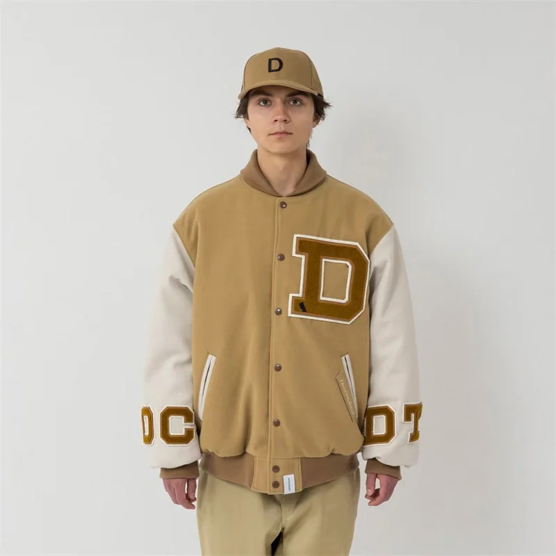 

DESCENDANT 22AW SQUAD VARSITY JACKET Embroidery Baseball Costume Cotton Jacket Flight Coats Men And Women