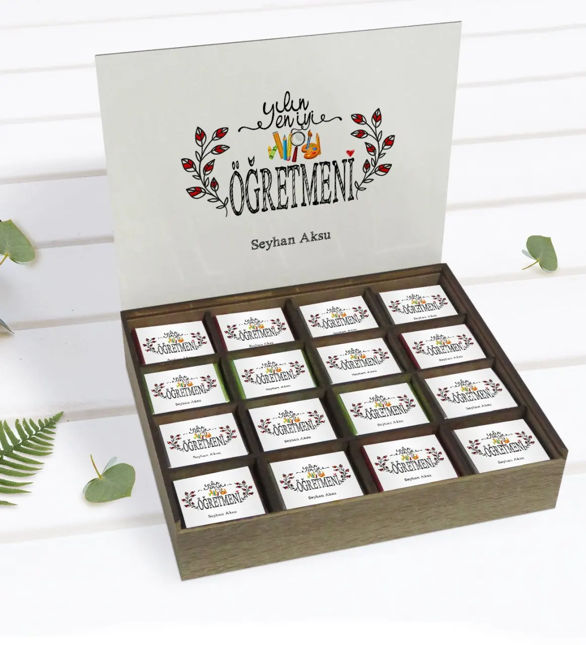 

Персонализированный лучший в году настольный декор для шоколада в деревянной коробке 48'li