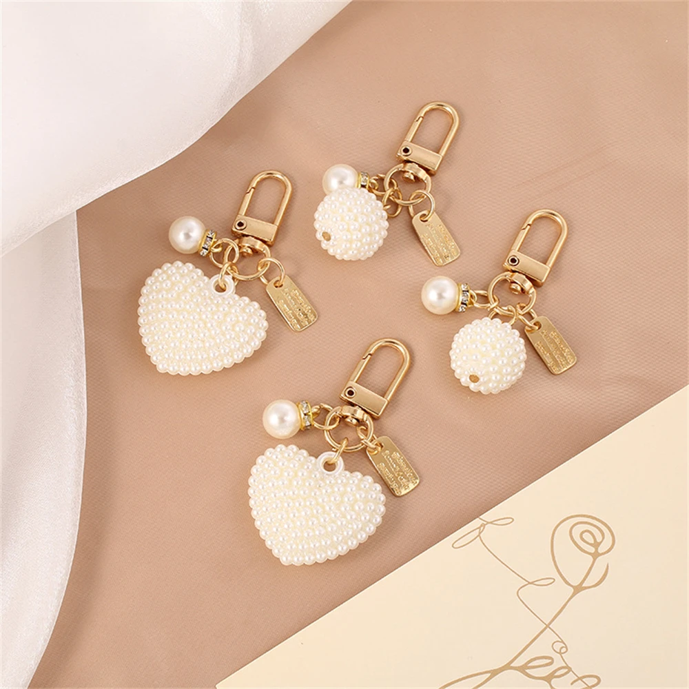 

Simple Heart Key Chains Women Girl Imitation Pearls Keyrings Handbag Hanging Cute Keyring Friend Lover Gift