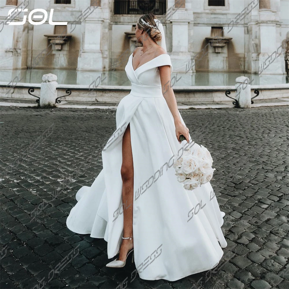 Рисунок 4 - Женское свадебное платье с открытыми плечами