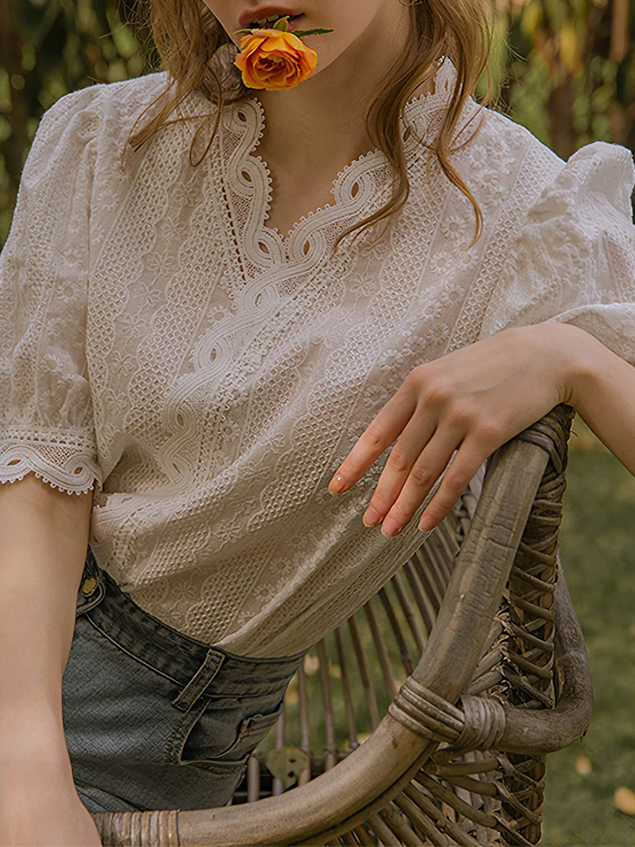 

French Lace Shirt Top Women Summer Lantern Sleeves V-Neck White Patchwork Blouses Elegant Vintage Mujer Chemises Fashion 2022