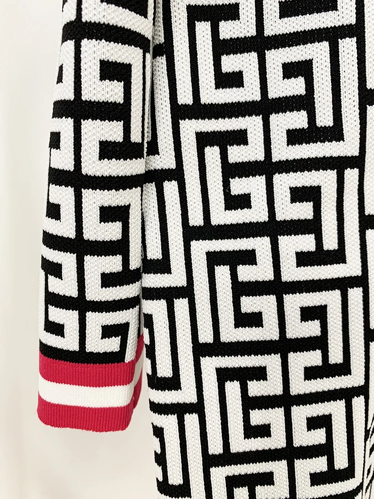 Женское трикотажное платье O'ZACKET