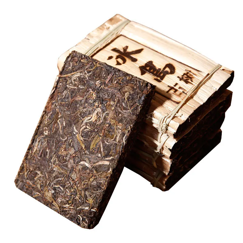 

China Yunnan Specialty Icelandic Ancient Tree 200g Pure Raw pu'er pu'erh Tea Brick Bamboo Shoots Package No Teapot