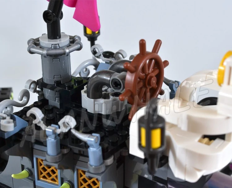 1388 шт. Dream Nightmare Shark Ship Tand Mode Monster Vehicle Flying Eyeballs 81469 Строительные блоки Игрушка