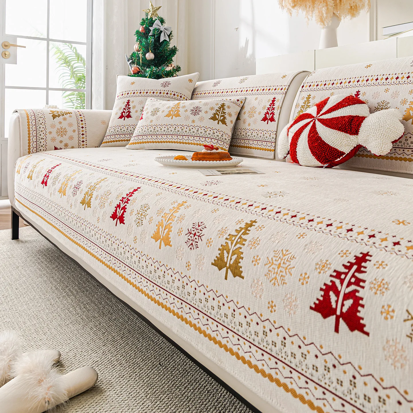 

Чехлы для диванов Jacquard 100% полиэстер