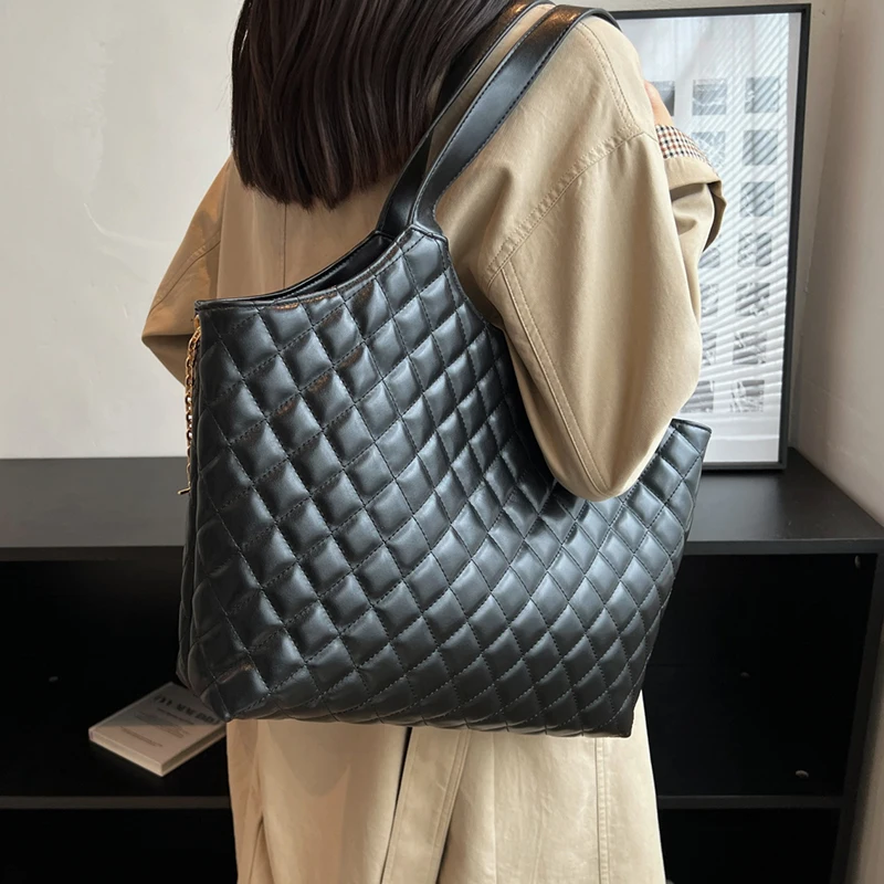 

LEFTSIDE Shoulder Side Bags For Women 2022 Winter Solid Color PU Leather Trend Handbags and Purses Designer Office Totes