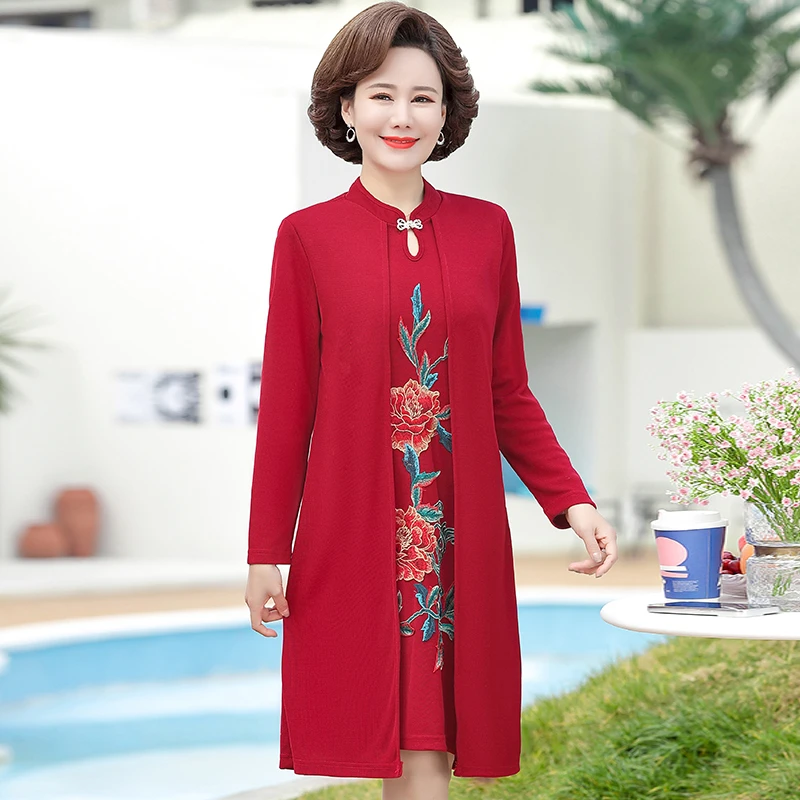 

Платье-Ципао с длинным рукавом и цветочной вышивкой для женщин среднего возраста