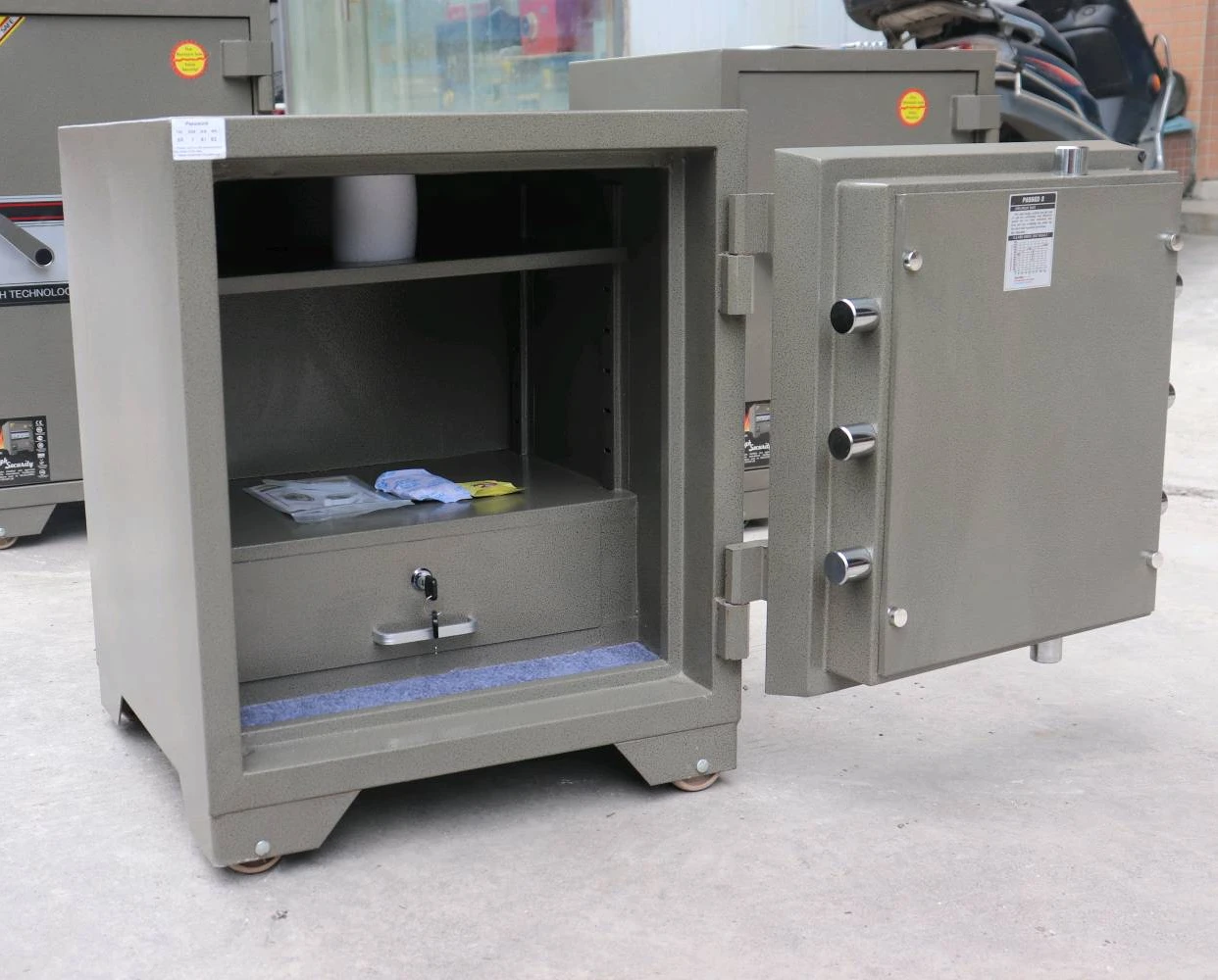 

(F-620c) 2022 new high quality dial combination fireproof fire resistant safe