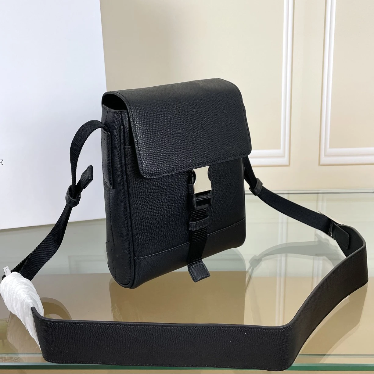 New Fashion Men's Crossbody Bag Leather Shoulder Bag High Quality Mobile Phone Bag Mini Designer Backpack