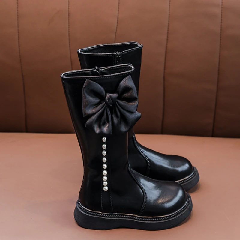 Ботинки детские длинные из мягкой кожи на молнии с круглым носком