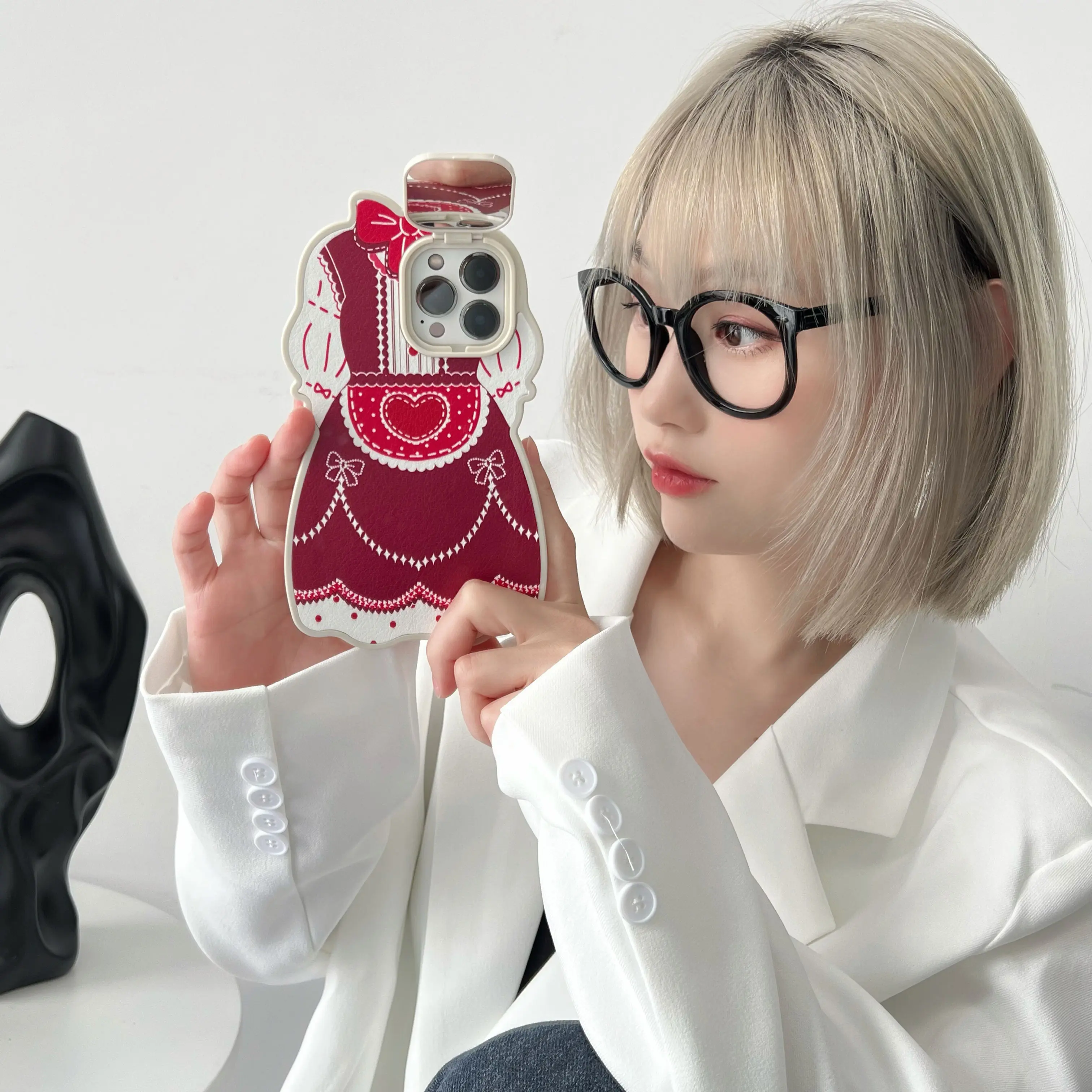 

Подходит для iPhone11 12 13 14Pro max популярный красный Униформа Luoli смешной ударопрочный и противоударный модный защитный чехол
