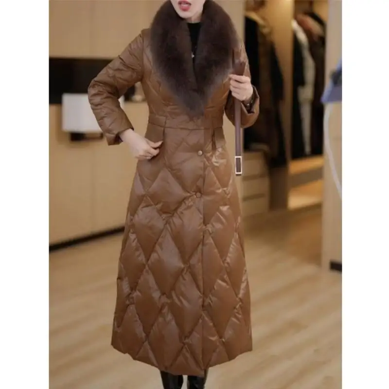 Модное желтое пальто с хлопковой подкладкой и большим меховым воротником для