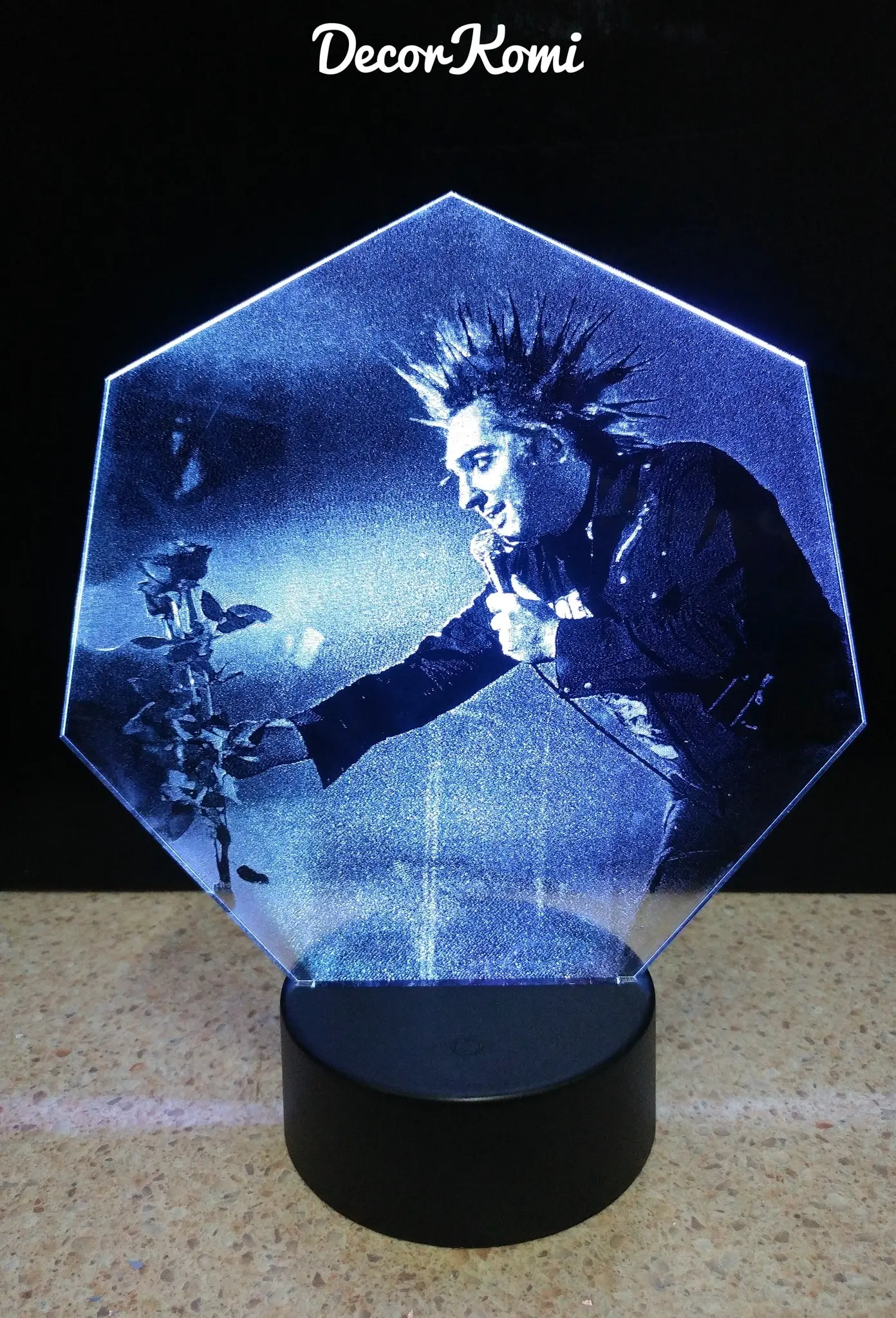 3D LED Светильник ДекорКоми "Лампа-голограмма" с индивидуальным изображением |