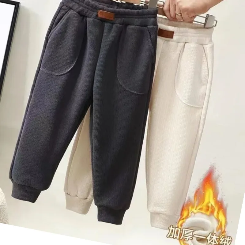 Рисунок 4 - Детские осенне-зимние модные однотонные