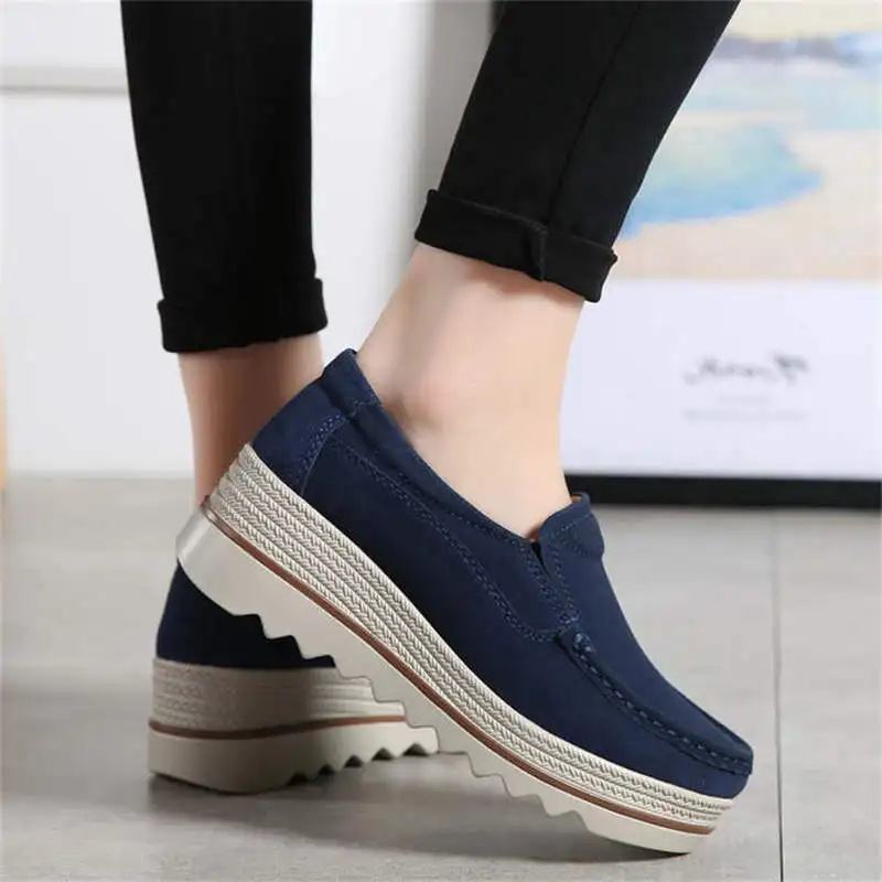 

White Sports Shoes Large Number Aquatic Sneakers Big Soles Sport Sneakers Woman Luxury Designer Trainer Running Tennis Tennis
