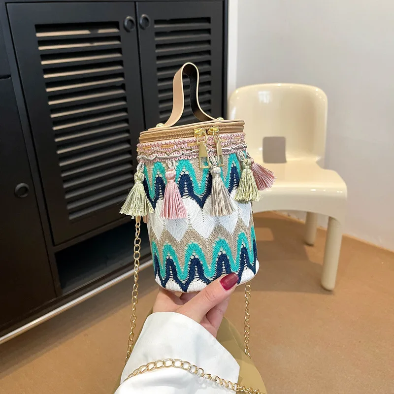 New Arrival: Unique Straw Bag for Women Shoulder Bag, Perfect for Summer