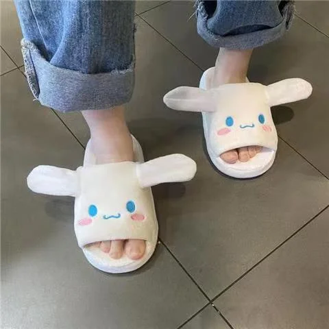 Рисунок 2 - Тапочки Sanrio хлопковые с движущимися ушками