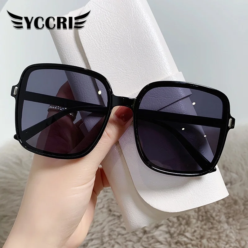 

UV400 Sunglasses Female Outdoor Sun Shading GRADIENT SUNGLASSES Fashion Street Shot Decoration Glasses