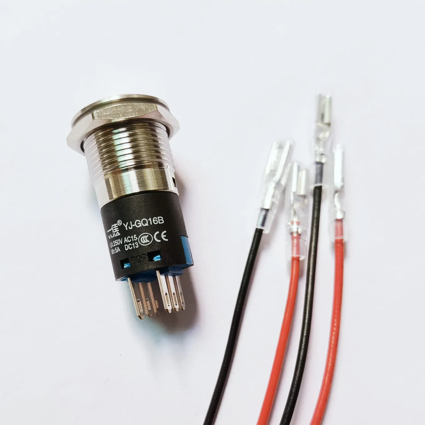 

Металлический кнопочный переключатель MaXueZhong 6-контактный 3A250VAC