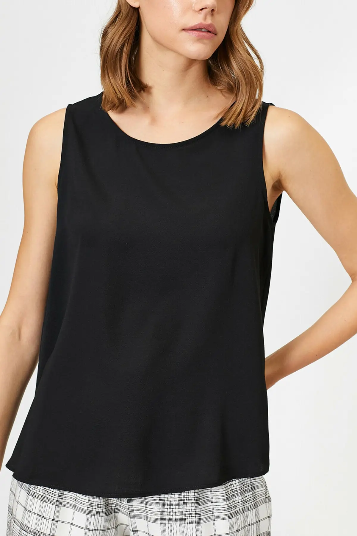 Хлопковая женская черная однотонная майка 0 YAK68307PW| |