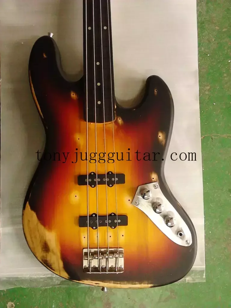 

Custom 1960 4 Strings Sunburst Black Red Yellow Electric Bass Guitar Satin Finish Basswood Body Fretless Rosewood Fingerboard