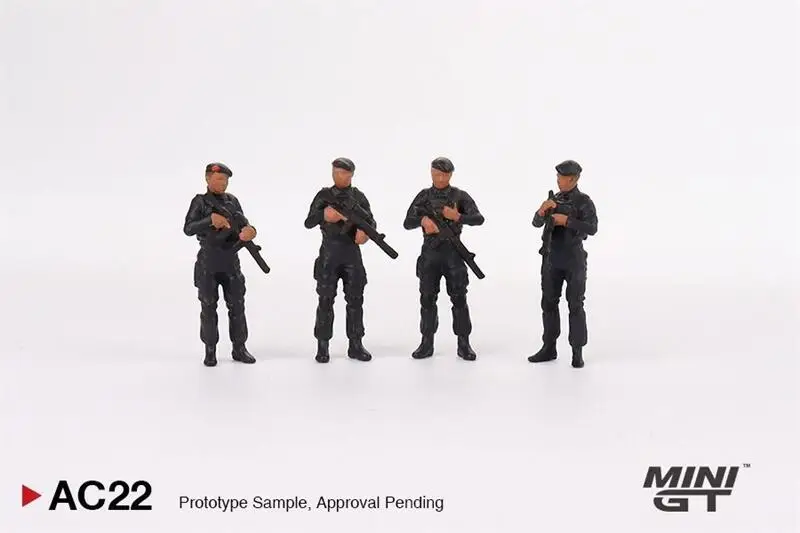 

MINI GT 1:64 Land Rover Defender 110 Mobile Brigade Corps RHD with figure Diecast Model Car