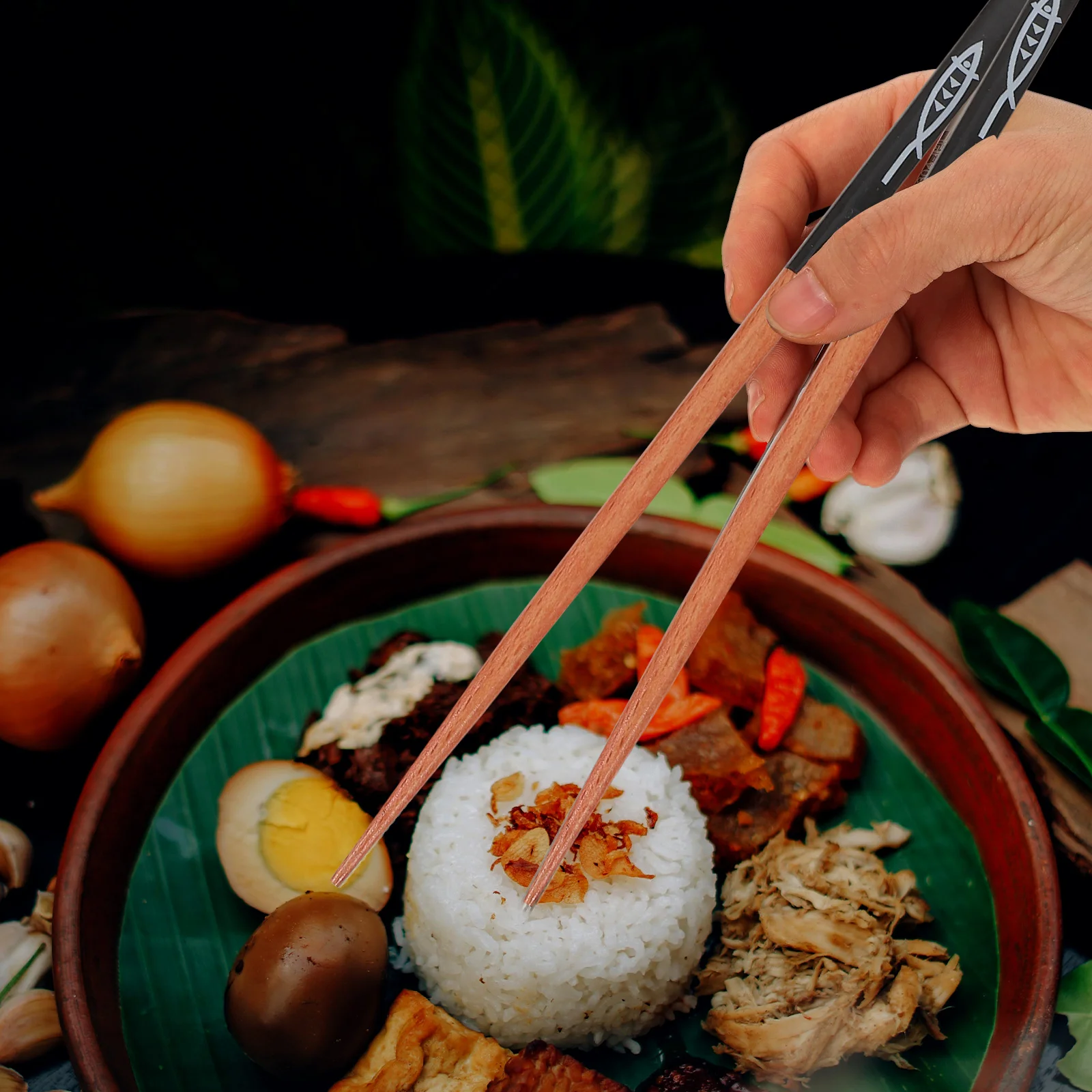 

5 Pairs Wooden Chopstick Boxes Gift Set Kitchen Cutlery Korean Chopsticks Utensils Eating Japanese Natural Lightweight Reusable