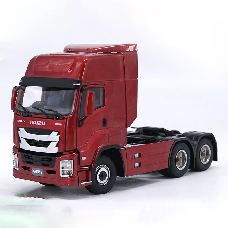 

Diecast 1:32 Scale Isuzu VC61 Tractor Alloy Truck Model Colection Souvenir Ornaments Display Vehicle Toys Gift