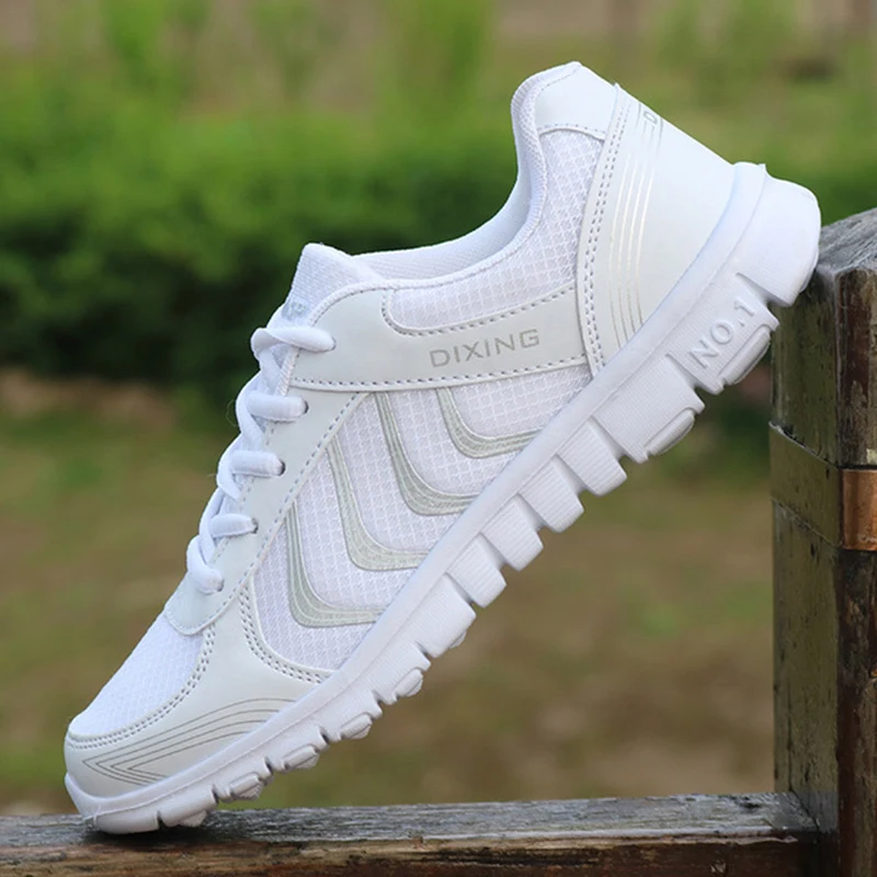 

2023 Women Sneakers Female Vulcanzied Flat Lace Up New fashion Breathable Mesh White Shoes Woman Casual Shoes Woman Big Size 44