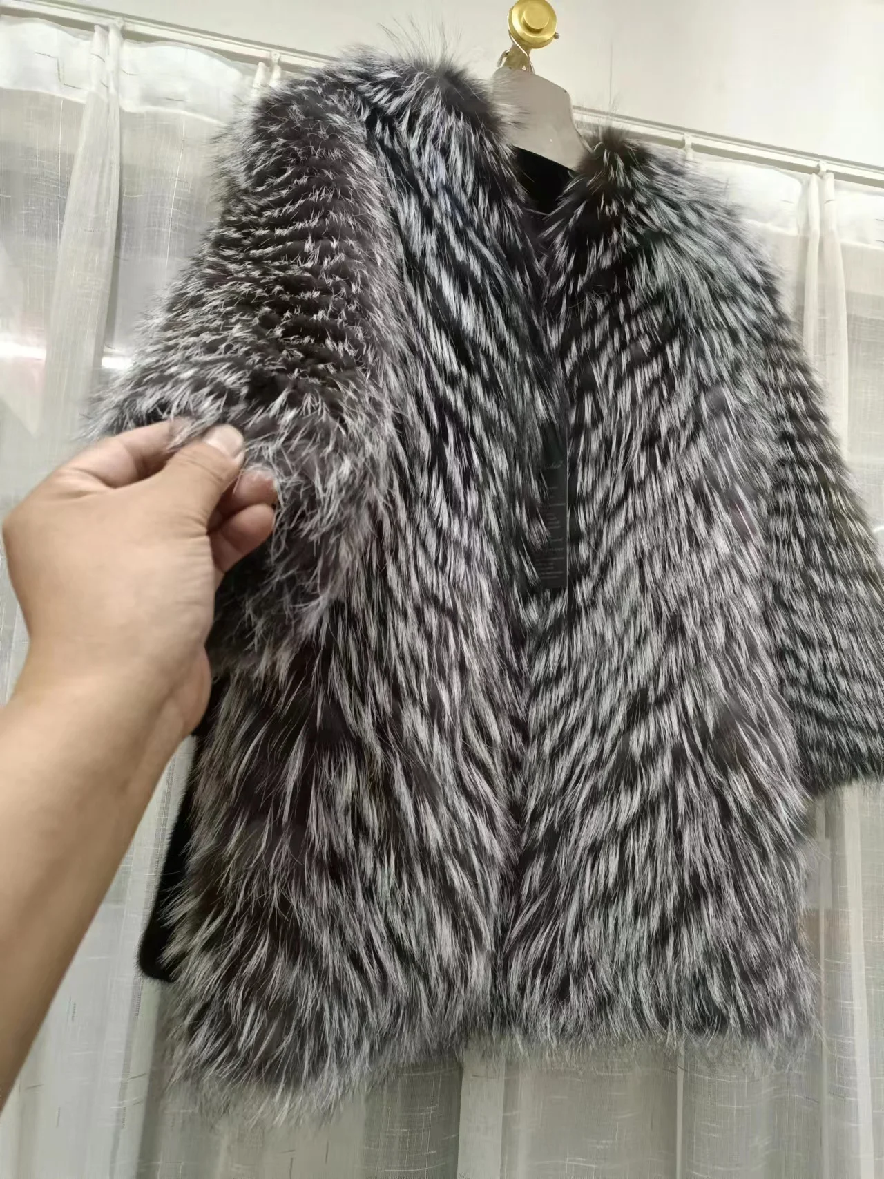 FURTJY 100% Genuine Fox Fur Jacket Silver fox fur knitted coat with Striped Style Outfit Female Outerwear Fox Fur Outerwear 80CM